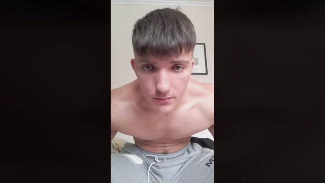 Hornyking6969  18-09-2022
